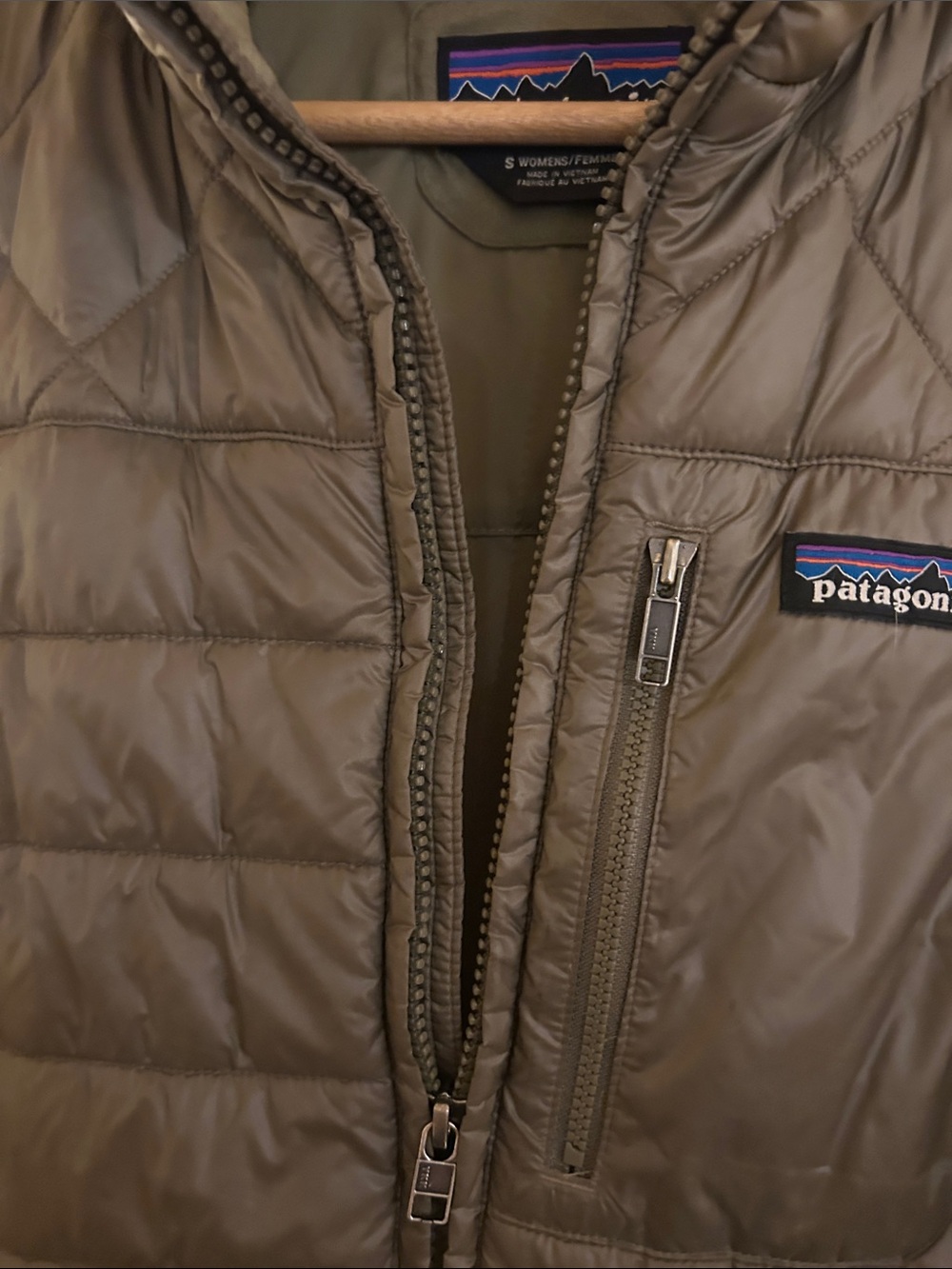 Patagonia Olive Green Quilted 3/4 Long Puffer Jacket - Picture 2 of 5